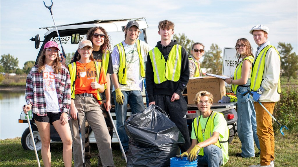 Volunteer at River Cleanup